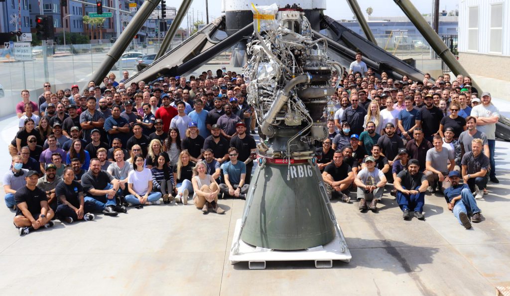 SpaceX ha appena terminato il centesimo motore Raptor nella navicella spaziale
