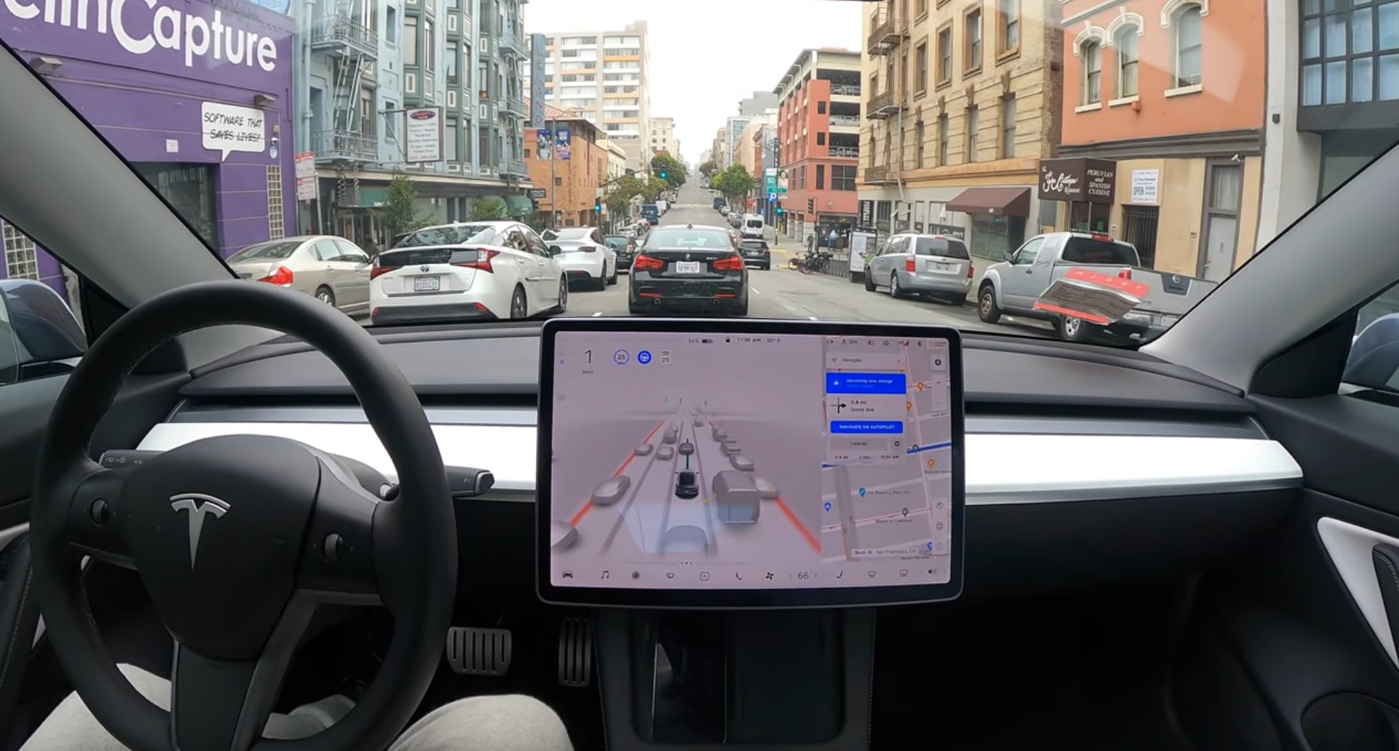 Tesla offers leniency on Full Self-Driving transferability