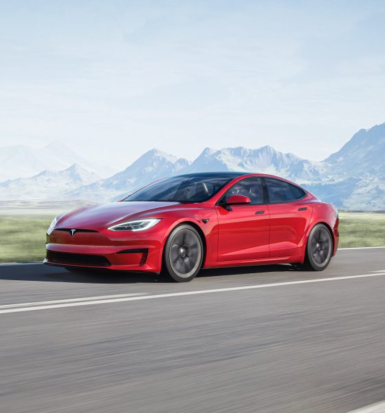 tesla model s plaid