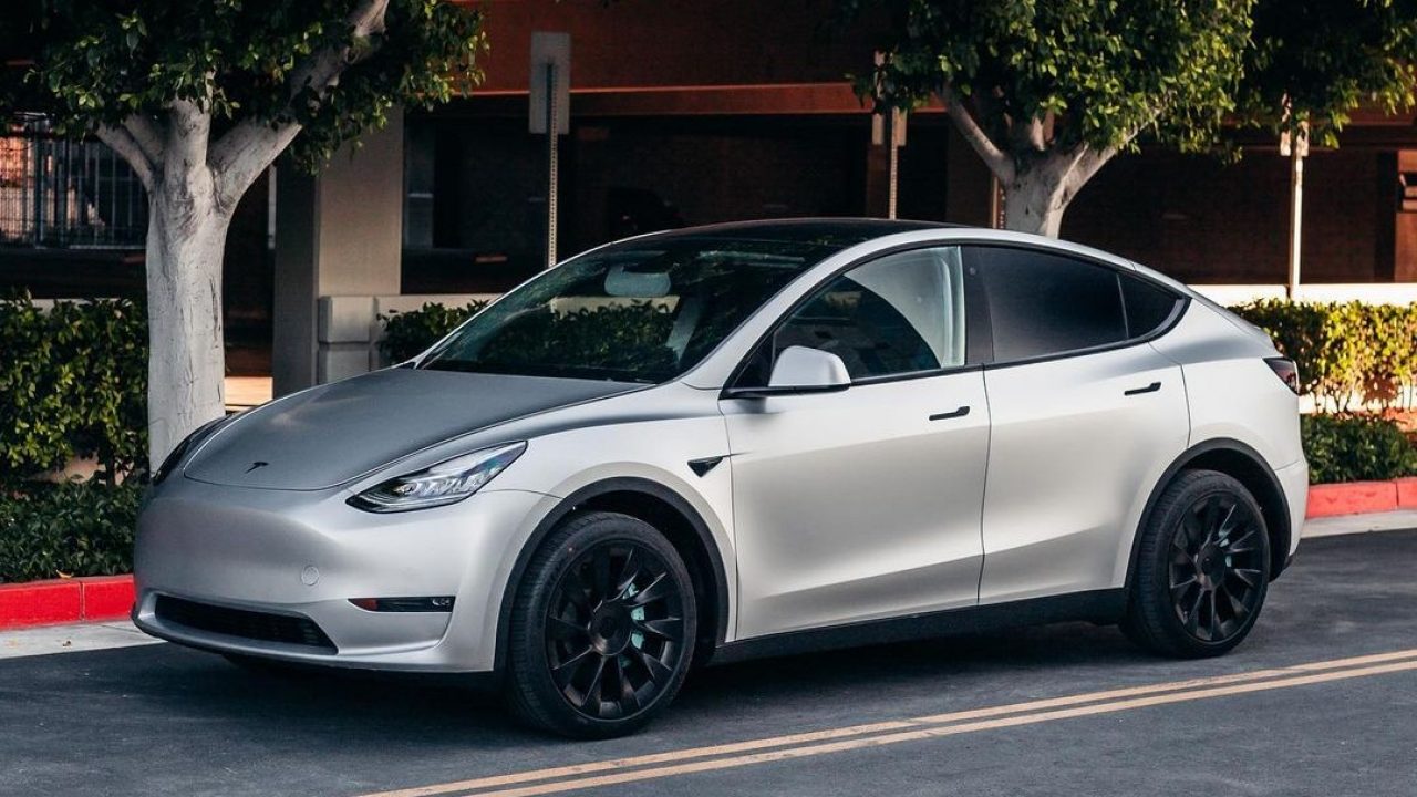 Tesla s Elon Musk hints at vehicle default paint color update