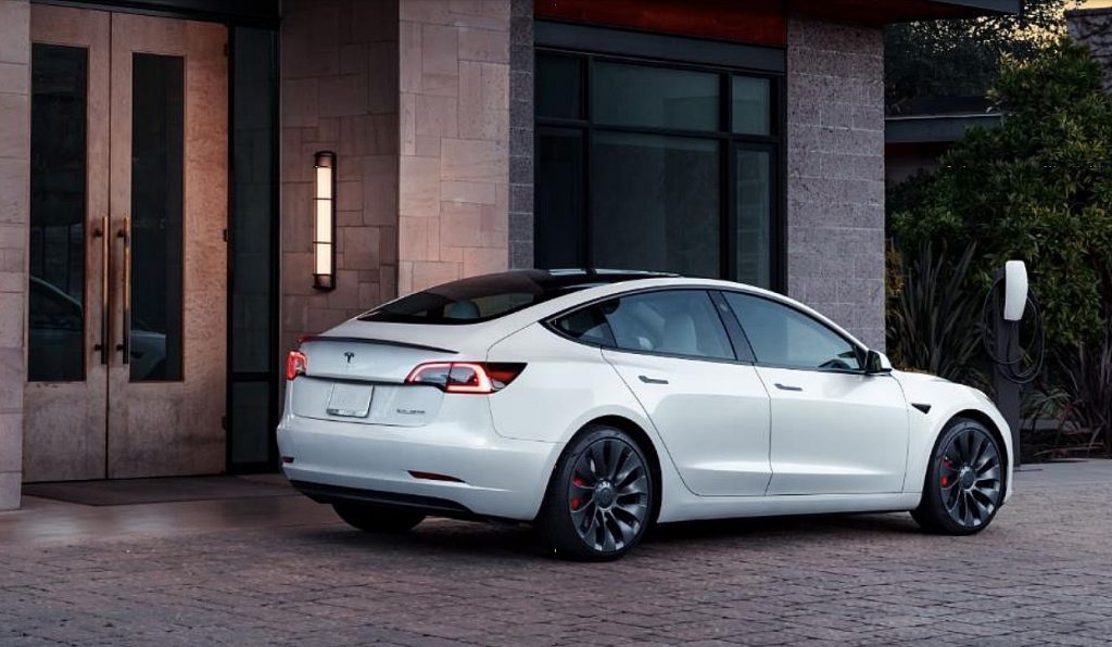 Europe: Tesla Model 3 Breaks Into Top 20 Best-Selling Cars In 2021