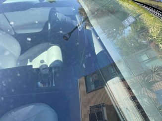 model-s-tilt-screen-3