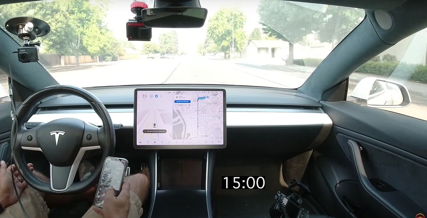 Tesla’s camera-based driver monitoring system rolls out to radar-equipped vehicles Auto Recent