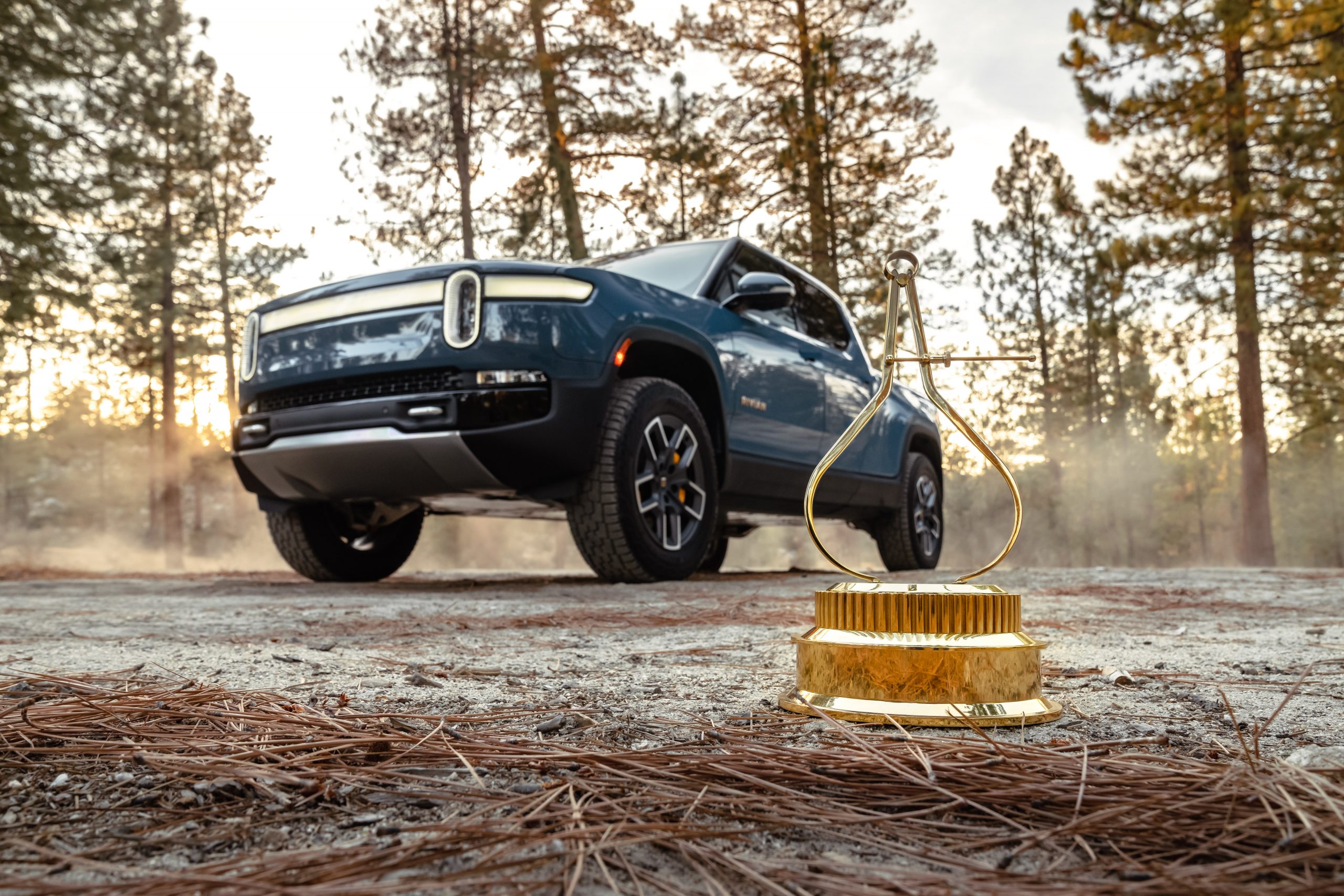 rivian r1t truck of the year