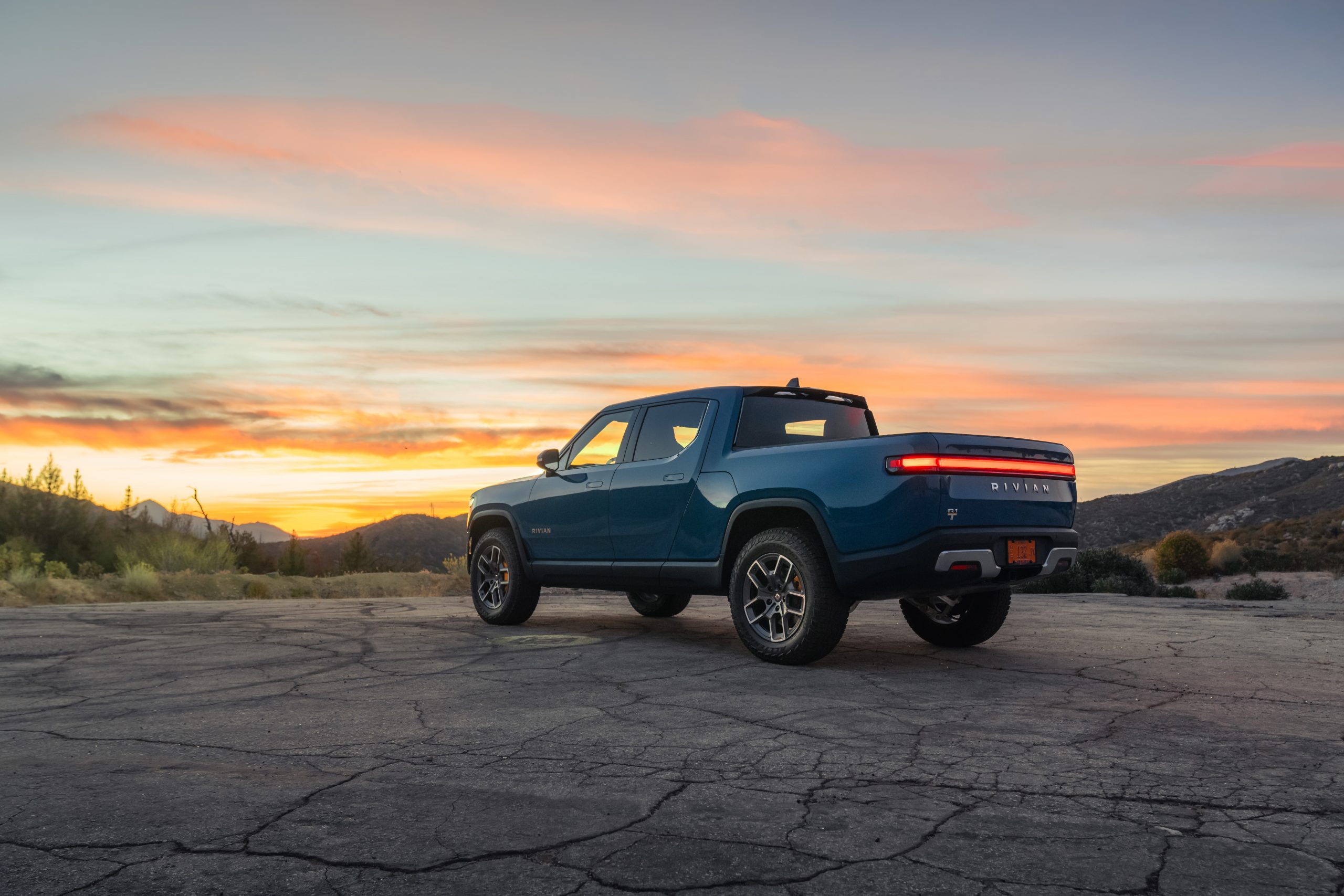 rivian r1t truck of the year