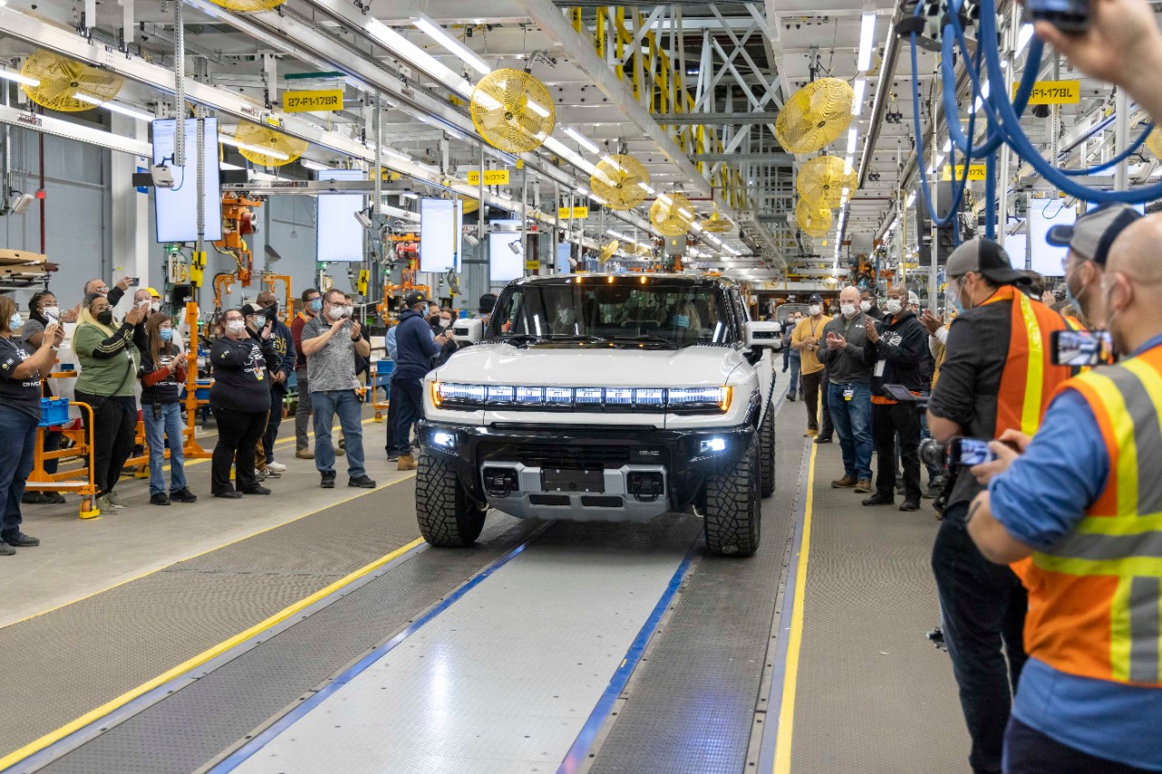 2022 hummer ev production