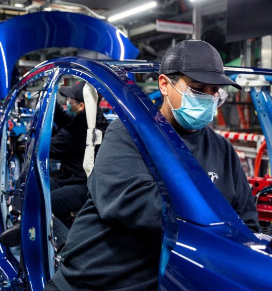 tesla-fremont-production