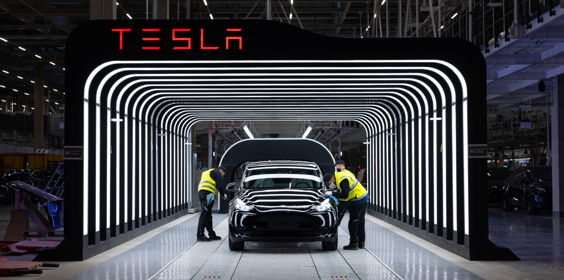 Tesla ahora es más rentable que Ford y General Motors a pesar de vender muchos menos autos en el primer trimestre