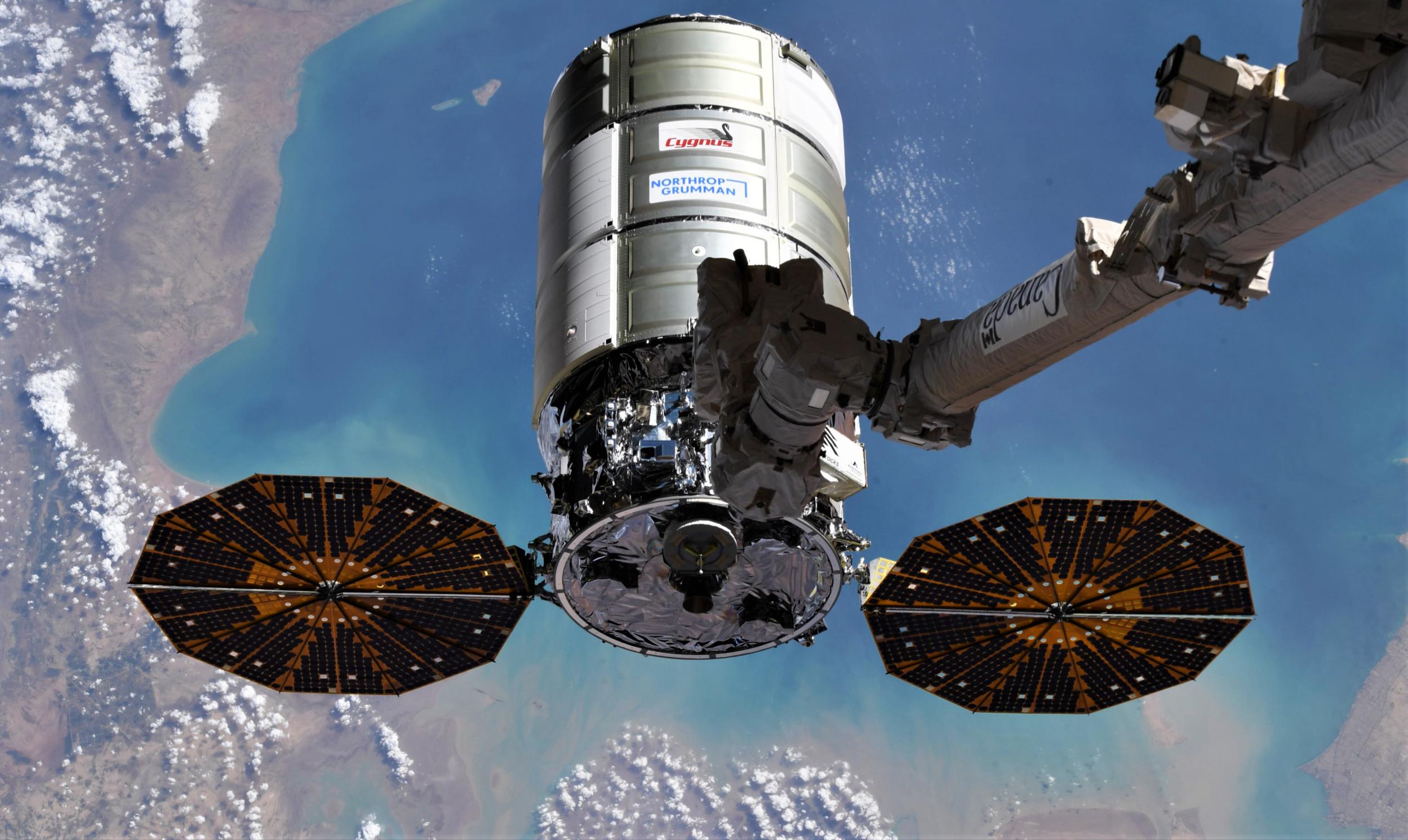 Cygnus NG-17 ISS arrival 022122 (NASA) 3 crop (c)
