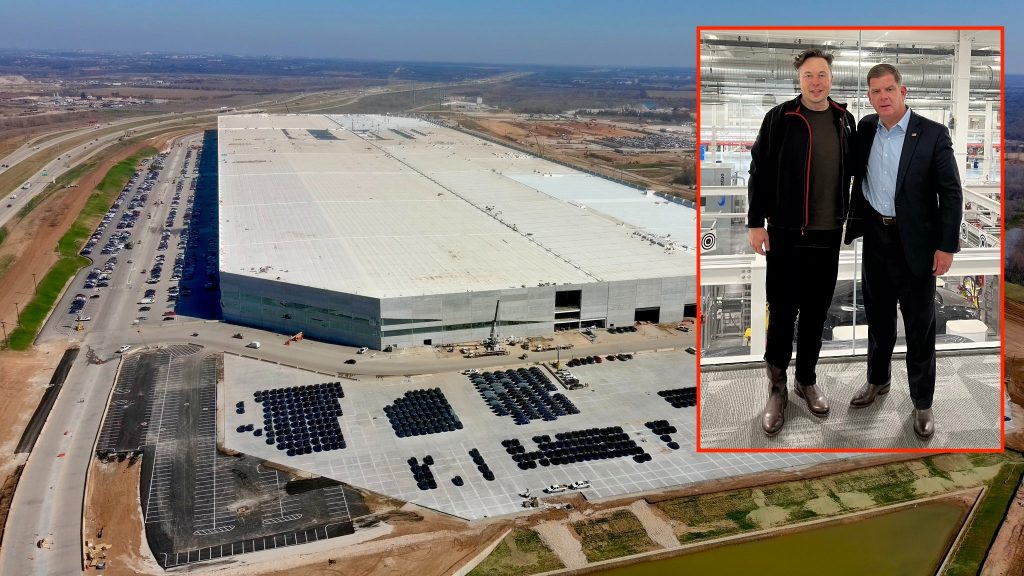 Elon Musk z Tesli zwiedza Gigafabrykę w Teksasie, dla amerykańskiego sekretarza pracy