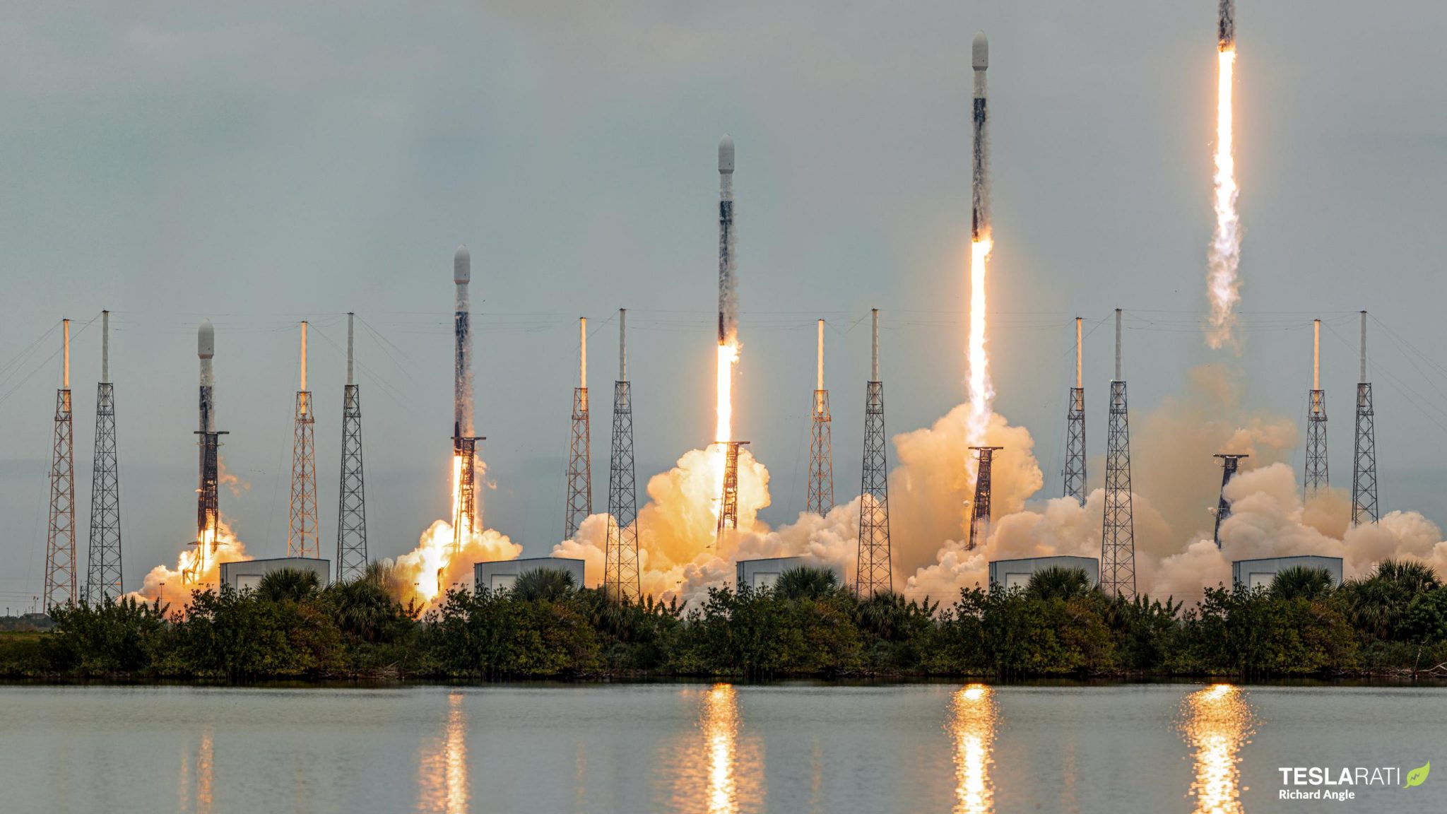 SpaceX aces 12th launch of 2022, delivering dozens of satellites to orbit