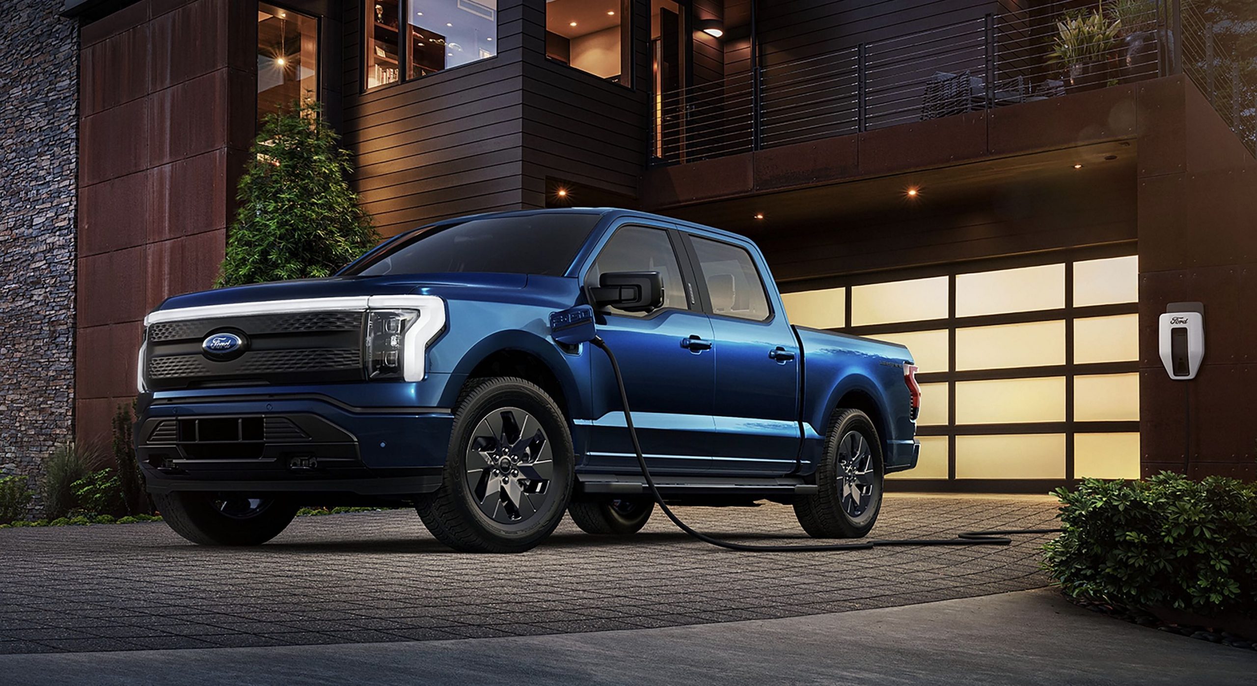 Ford F-150 Lightning Platinum Review: Time's Up for ICE Trucks