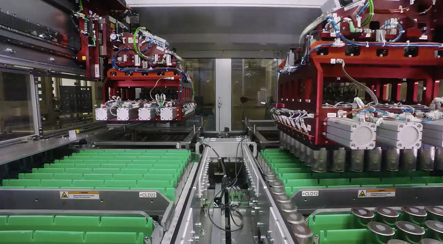 Tesla shares 4680 battery cell video