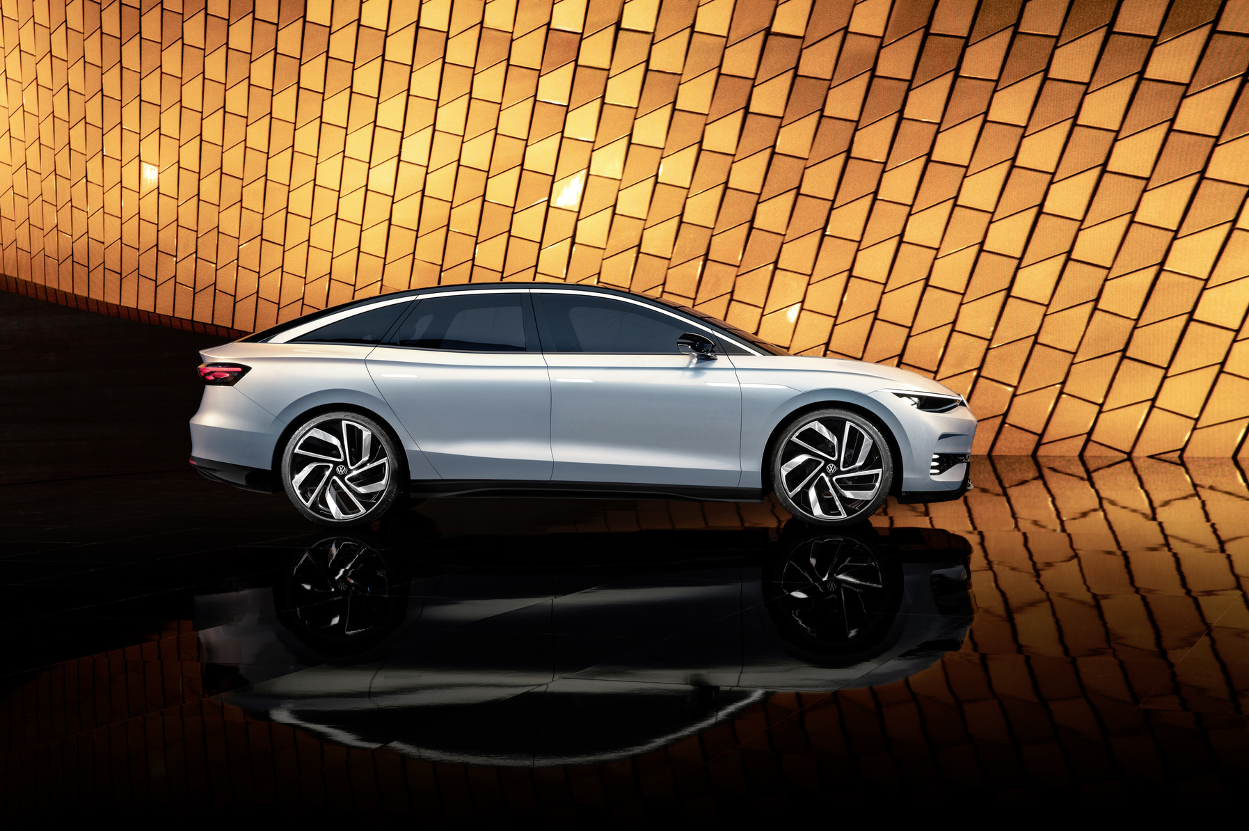 Fully electric sedans discount