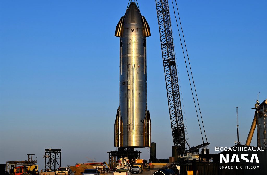 يعود النموذج الأولي لـ SpaceX Starship إلى المصنع بعد اختبار محاكاة رابتور