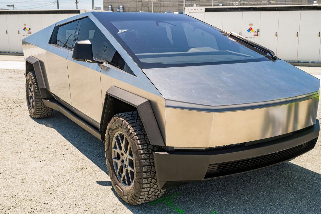 Tesla Cybertruck prototype sports new side mirror design in recent
