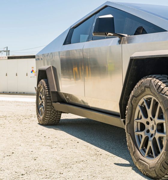 tesla cybertruck