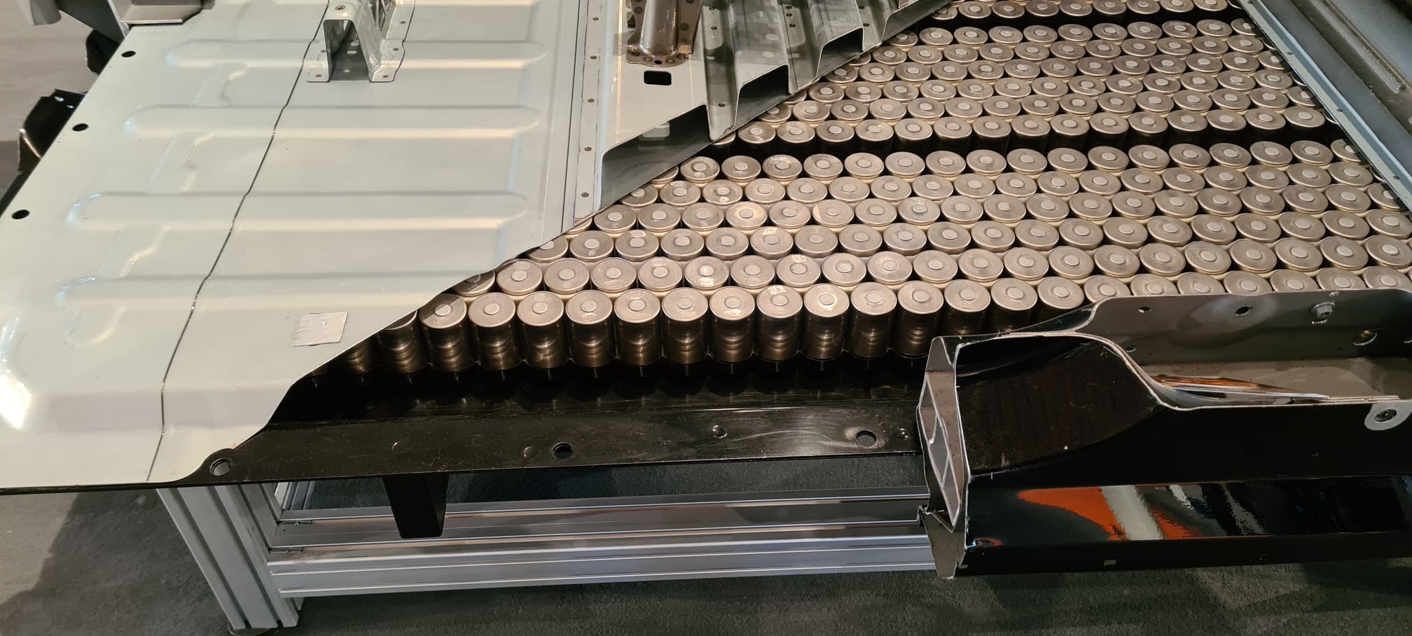 Experts Explain Teslas 4680 Battery Production Ramp And Challenges