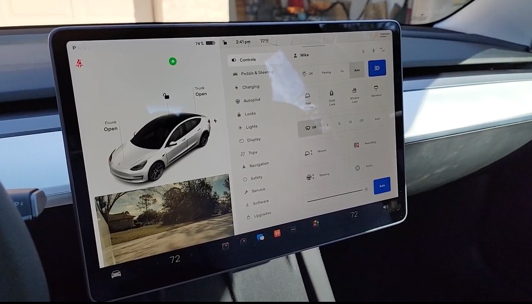 Tesla model 3 blind spot camera feature TESLARATI