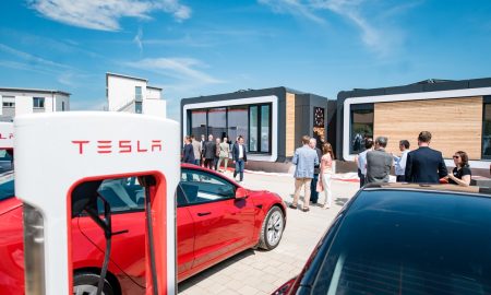 Tesla Supercharging Qubes bk world