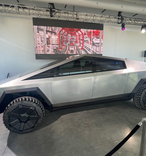 Tesla cybertruck