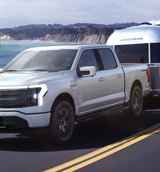 ford f-150 lightning towing