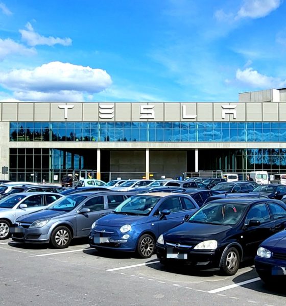 tesla-giga-berlin-facade