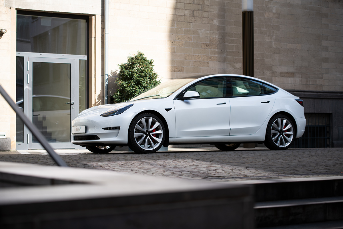 Fleetpool orders €50 million worth of Teslas.