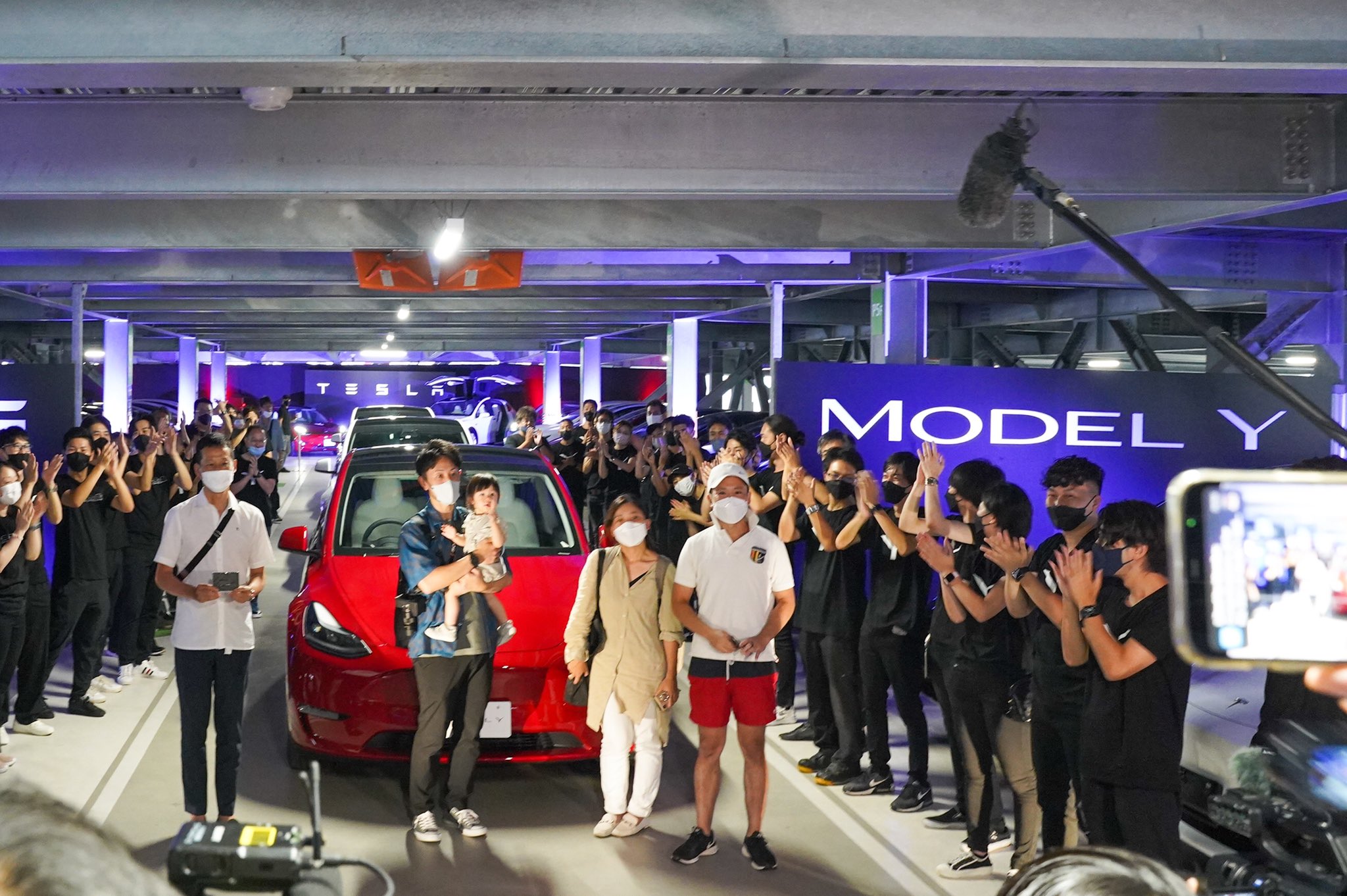 Tesla begins delivering Model Ys in Japan