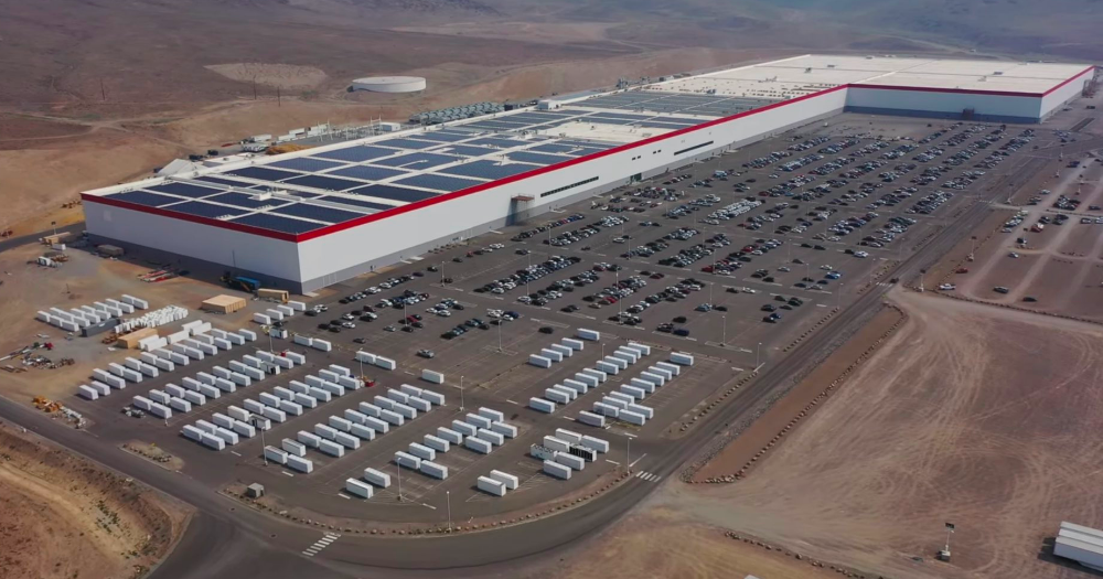 Tesla takes steps to protect Giga Nevada employees from wildfire smoke exposure