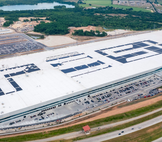 tesla giga texas roof