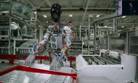 tesla-bot-fremont-factory-1