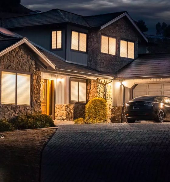 tesla-powerwall-battery-backup-power-outage