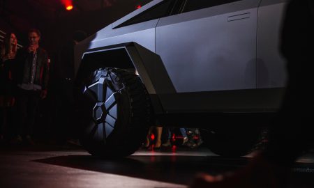 20191121-tesla-cybertruck-front-left-wheel