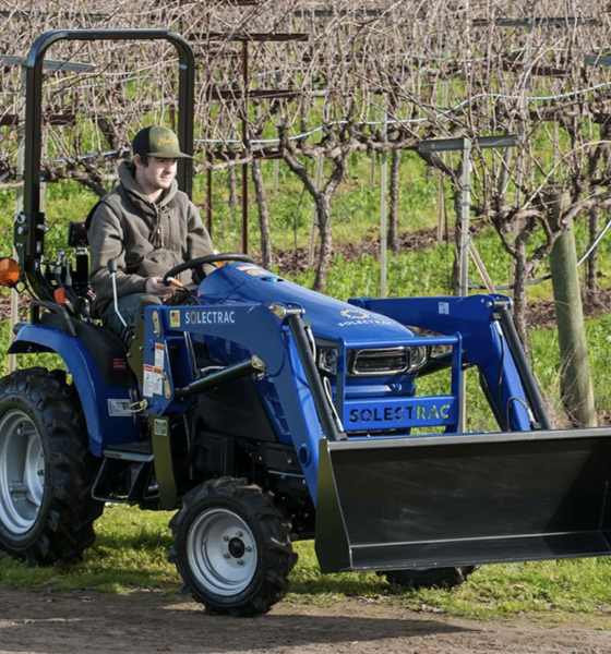 Electric tractor