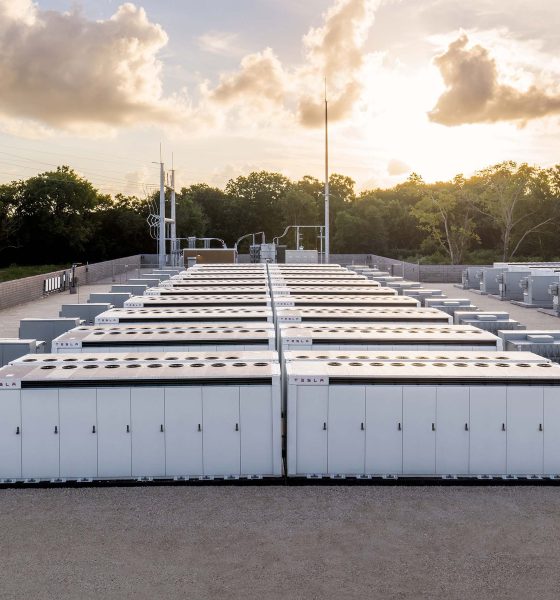 Tesla shares record growth in solar & energy deployments for Q3