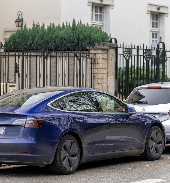 Tesla_Model_3_(50605163308)
