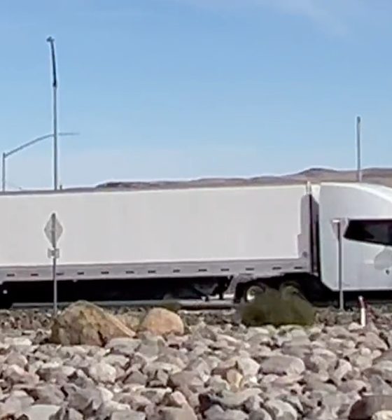 tesla-semi-acceleration