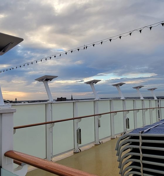 11 Starlink dishes spotted on a Norwegian Breakaway cruise 2