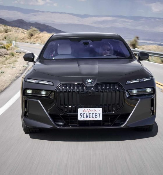 BMW i7