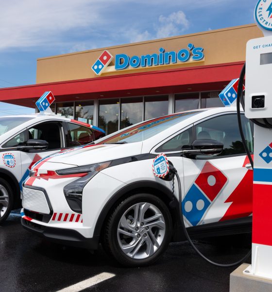 dominos electric pizz delivery