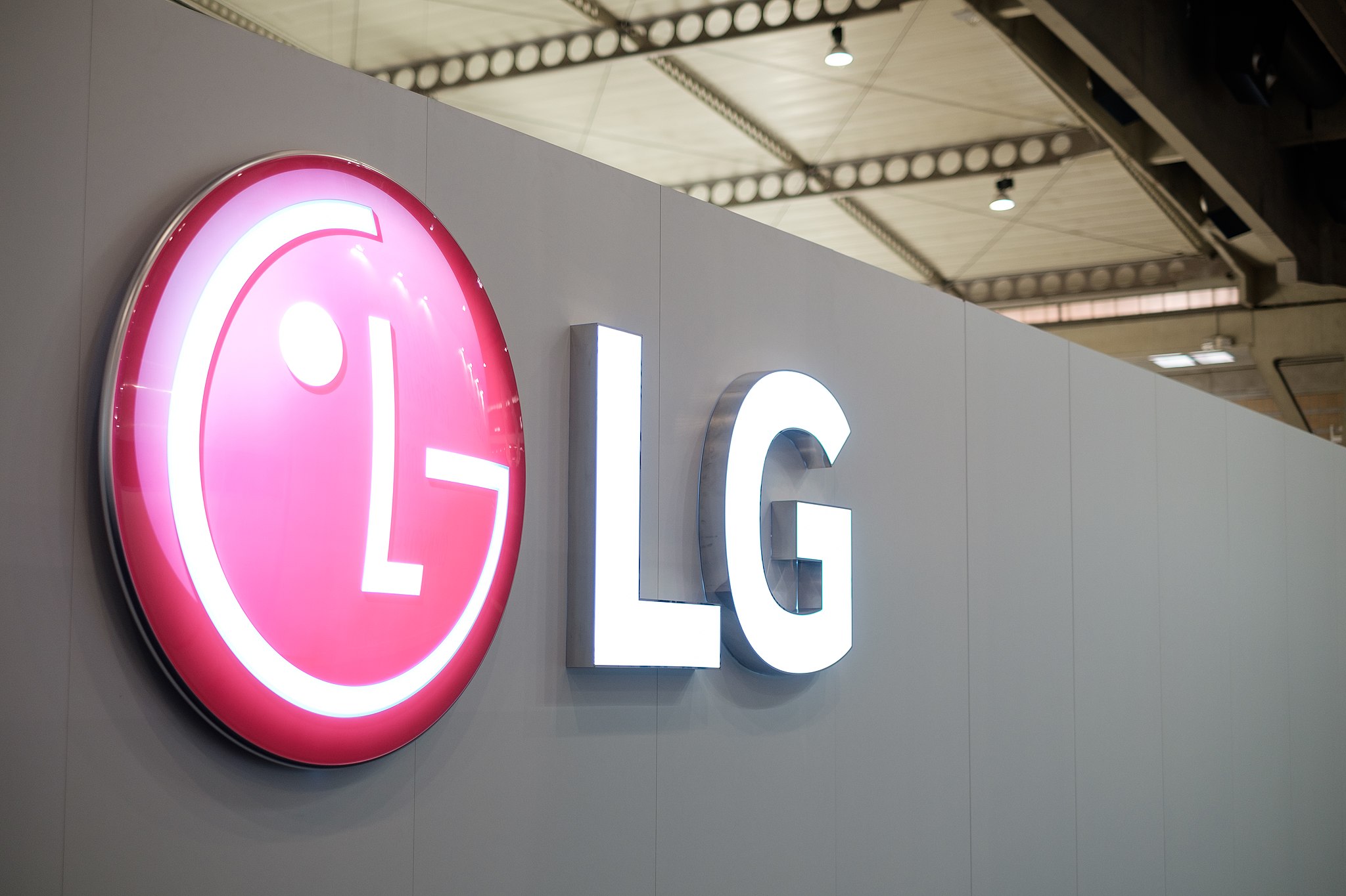 LG_-_Mobile_World_Congress_2016_(25202835530)