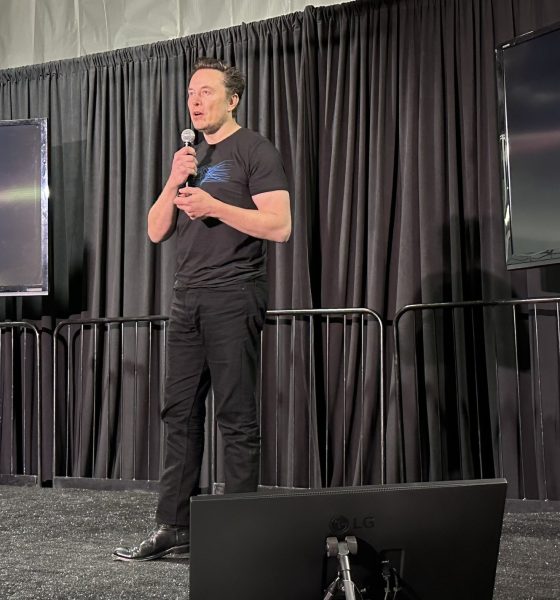 Neuralink-Demo-Elon-Musk