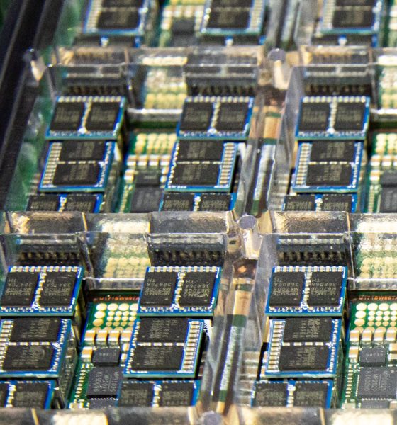 Tesla-Computer-HW3-Autopilot-FSD-Custom-Chip-4
