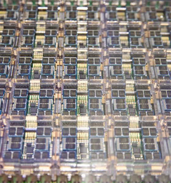 Tesla-Computer-HW3-Autopilot-FSD-Custom-Chip-5