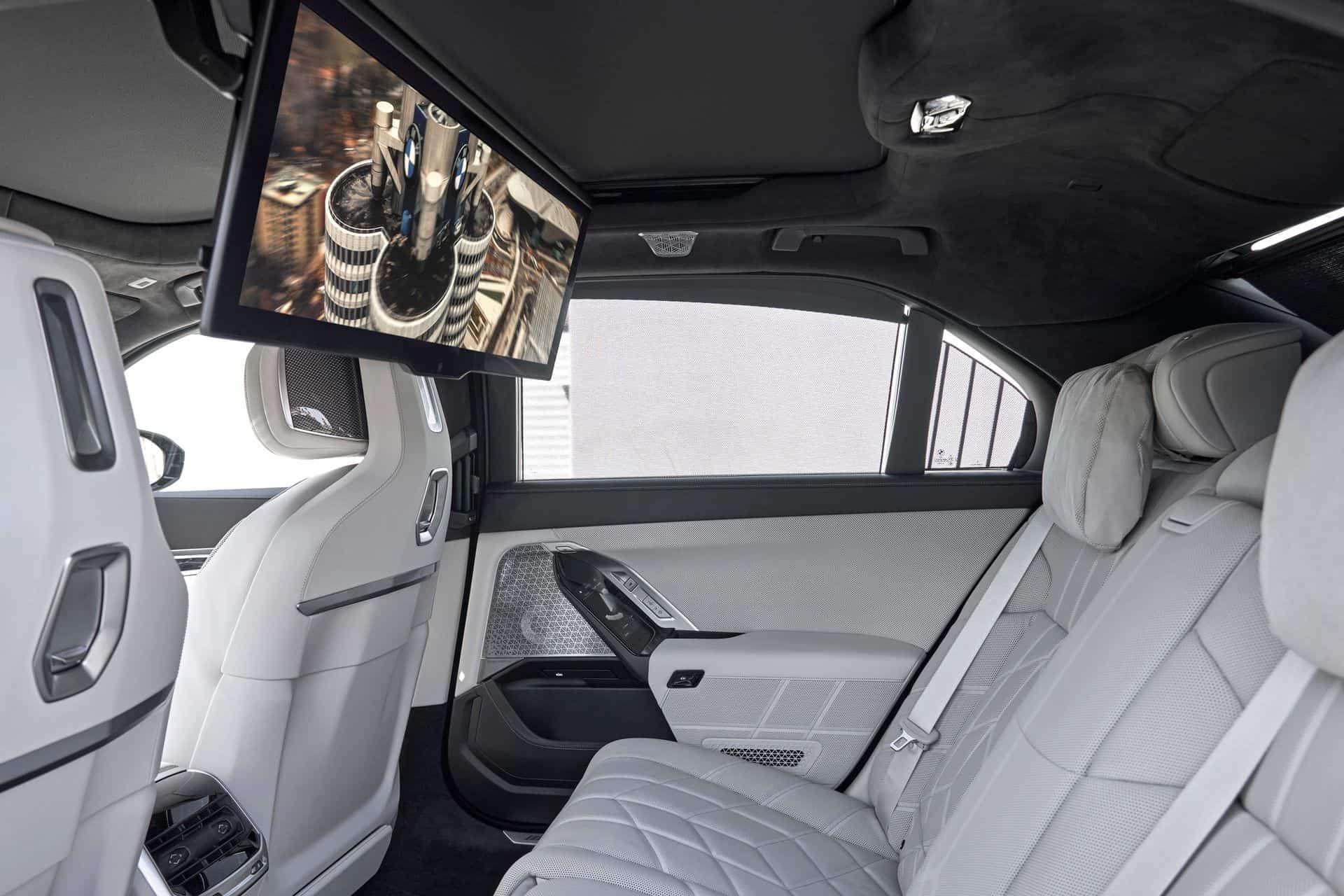 BMW i7 Interior