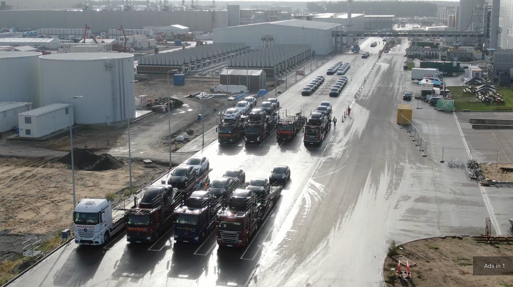 tesla-giga-berlin-model-y-ramp