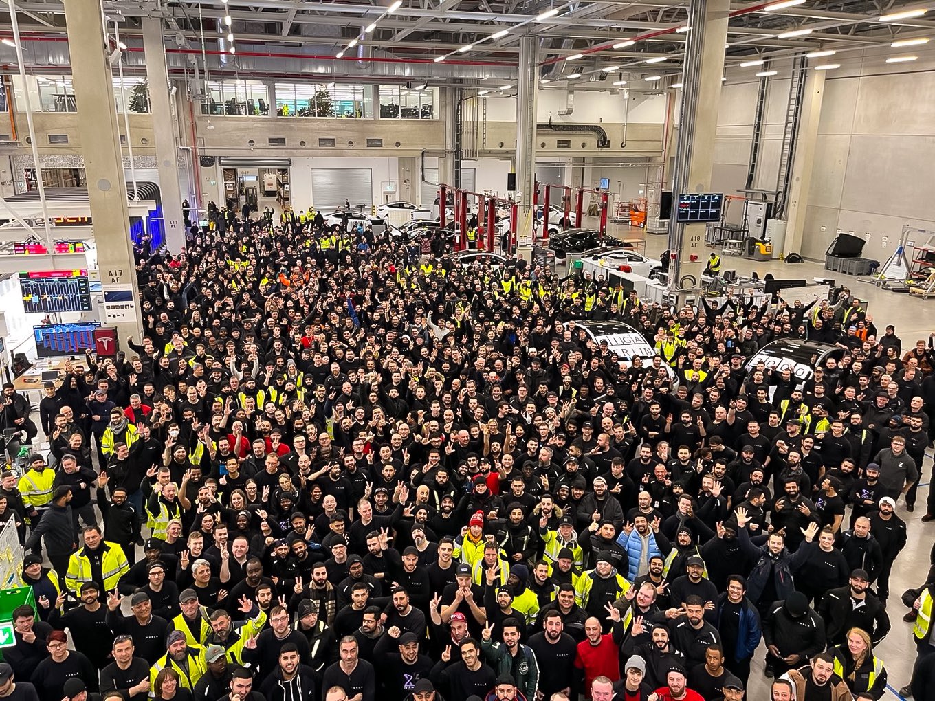 Tesla Giga Berlin produced 3,000 Model Ys this week