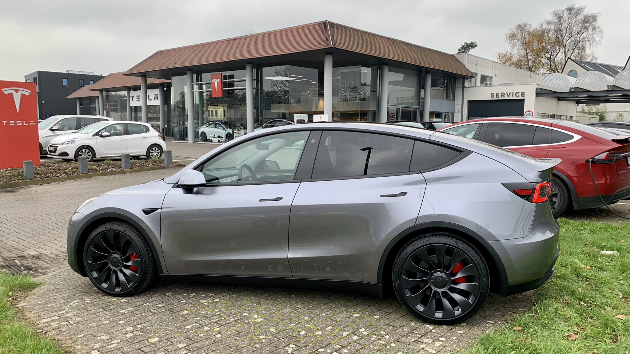 Tesla’s evident paint shop improvements lie within Quicksilver from Giga Berlin 11