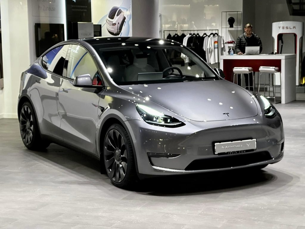 Tesla Model Y In Quicksilver Captured In Detail, Shows Paint Shop